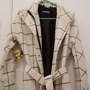 Express coat size XS NWOT. Never wear